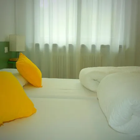 Countryhouse Verso-3